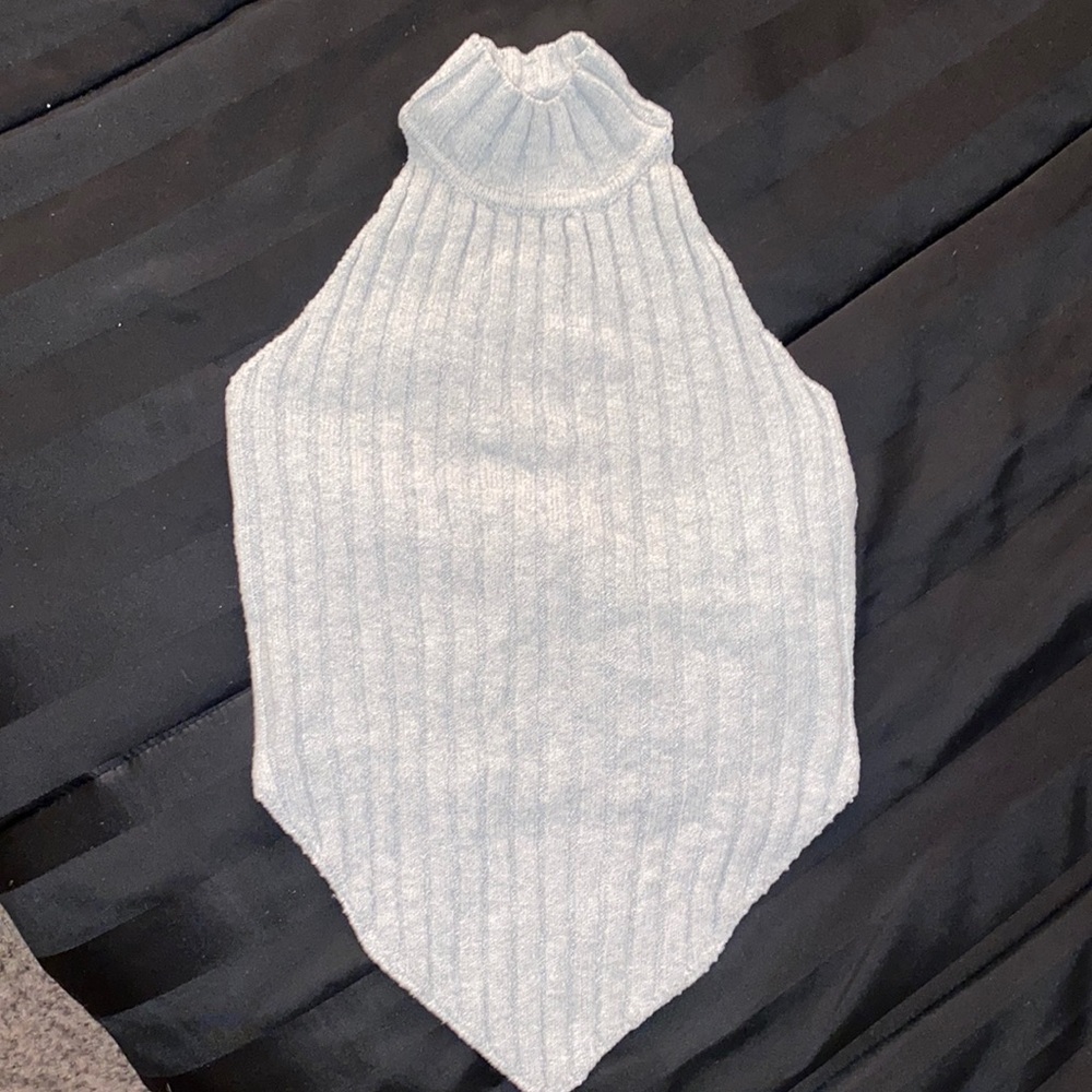 Open back knitted top